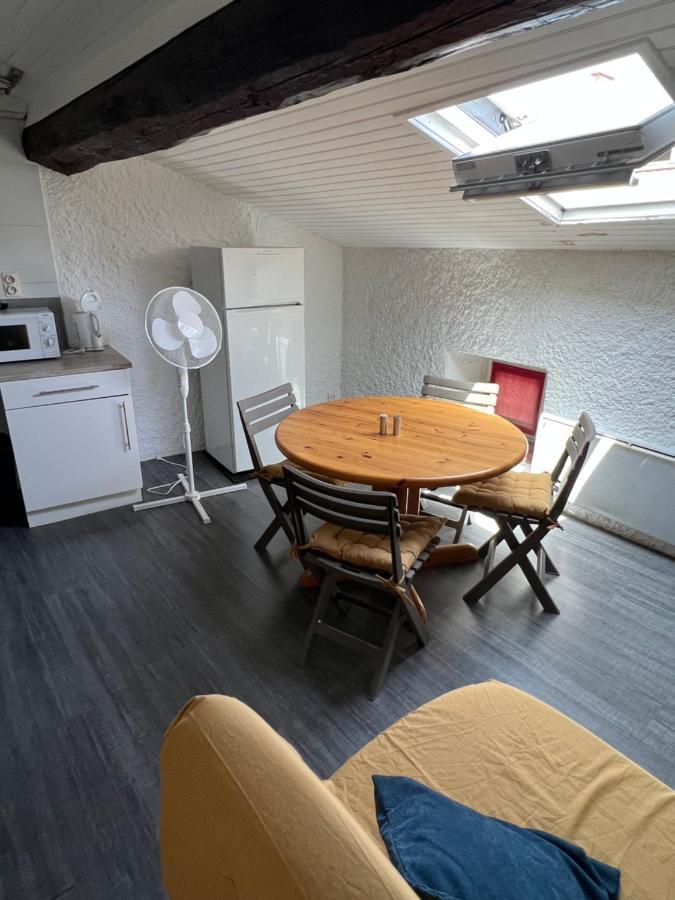Appartement Au Coeur De Καρκασόν Εξωτερικό φωτογραφία